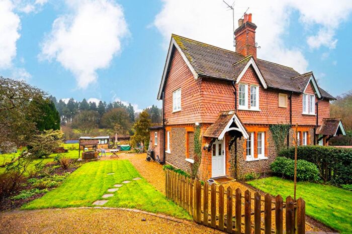 3 Bedroom Semi-Detached House For Sale In Shire Cottage, Farley Green, Guildford, GU5