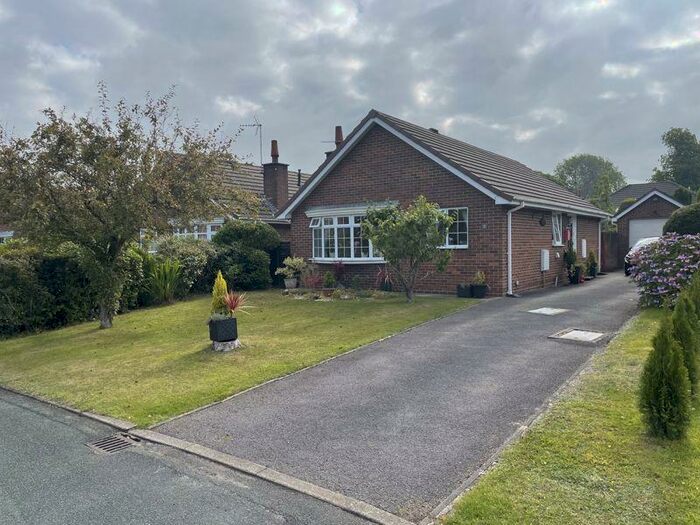 2 Bedroom Detached Bungalow To Rent In Blackshaw Close, Mossley, Congleton, CW12