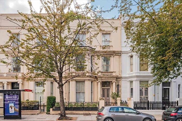 3 Bedroom Flat To Rent In Holland Road, West Kensington, W14