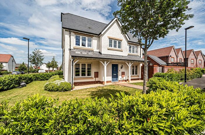 4 Bedroom Semi-Detached House For Sale In Dearle Road, Tadpole Garden Village, Swindon, SN25