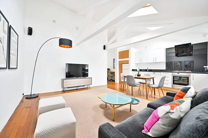 1 Bedroom Flat To Rent In Coleherne Road, Earls Court, London, SW10