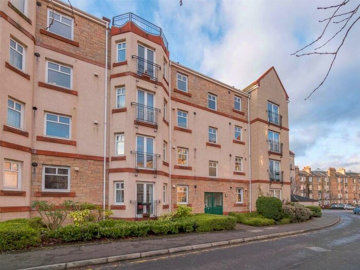 2 Bedroom Flat To Rent In Sinclair Place, Edinburgh, EH11