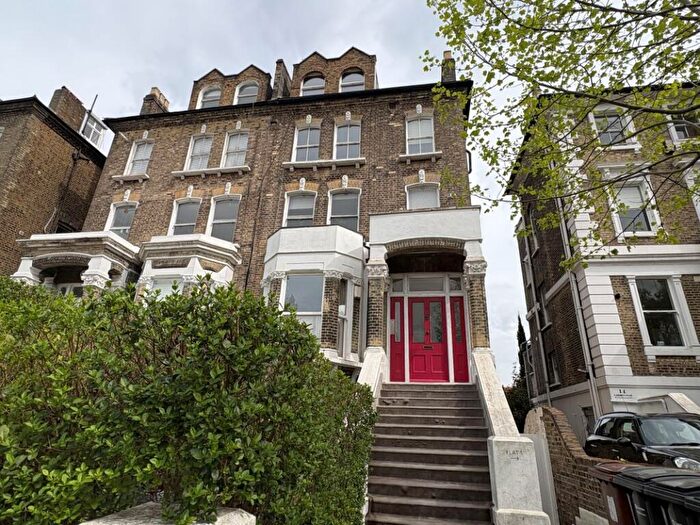 2 Bedroom Apartment For Sale In Flat, Lawn Road, London, Camden, NW3