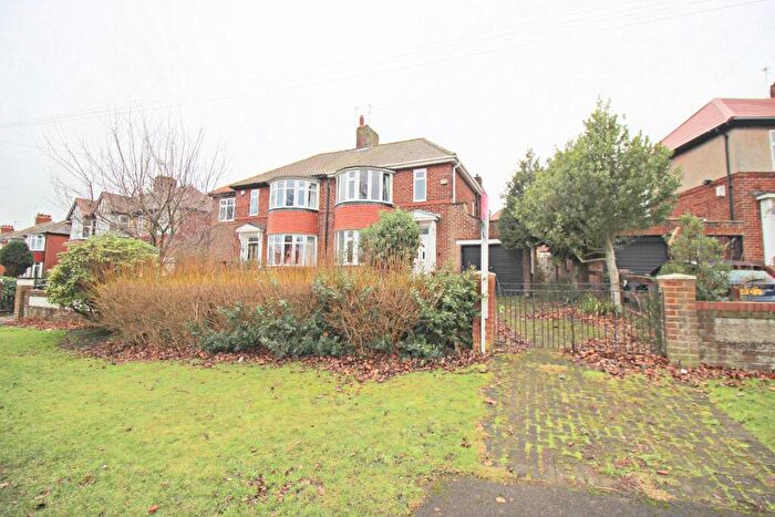 3 Bedroom Semi-Detached House For Sale In Park Road North, Chester Le Street, DH3