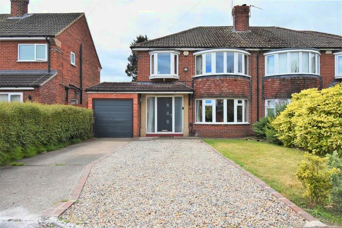 3 Bedroom Semi-Detached House To Rent In Fairway Drive, Upper Poppleton, York, YO26