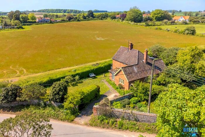 3 Bedroom Detached House For Sale In The Street, Wiveton, NR25