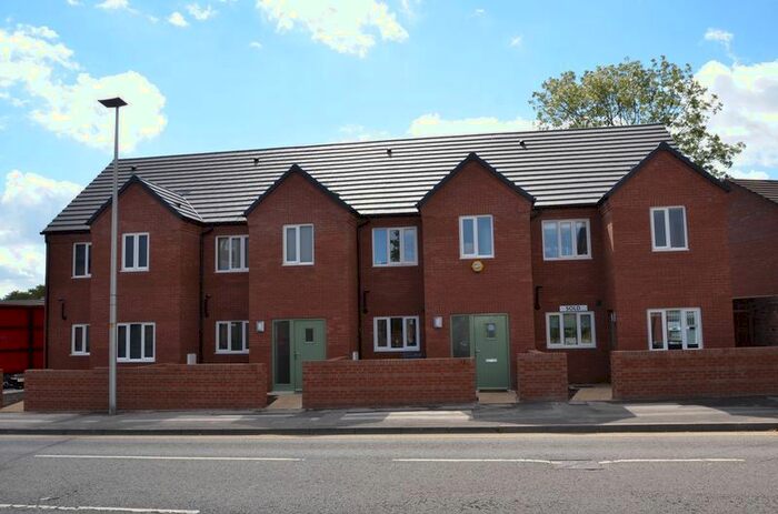 3 Bedroom Terraced House To Rent In John Brooks Avenue, Smethwick B66