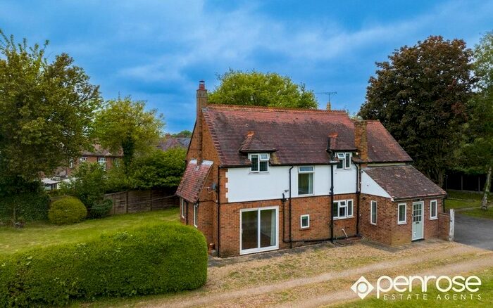 4 Bedroom Detached House To Rent In The Shires, Old Bedford Road, Luton, LU2