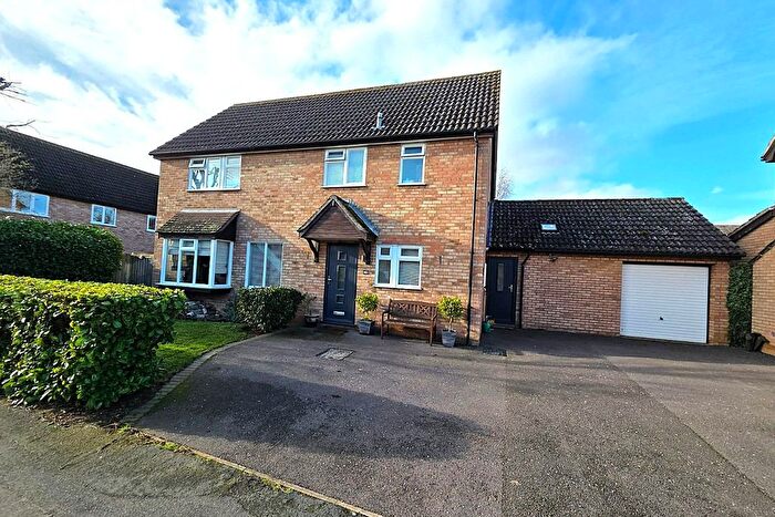 4 Bedroom Detached House For Sale In School Close, Gamlingay, SG19