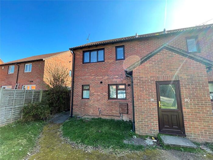 1 Bedroom Flat To Rent In Derrick Close, Calcot, Reading, RG31
