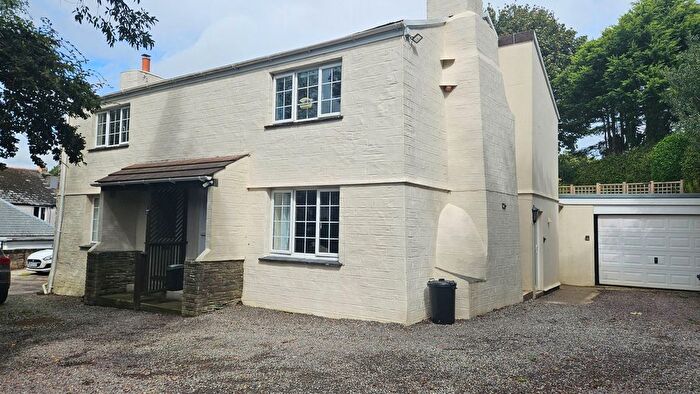 2 Bedroom Cottage For Sale In Trevelmond, Liskeard, PL14