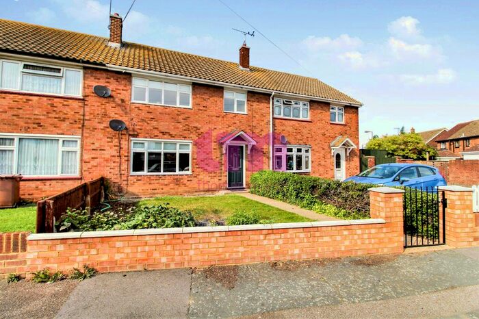 3 Bedroom Terraced House To Rent In Wokindon Road, Grays RM16