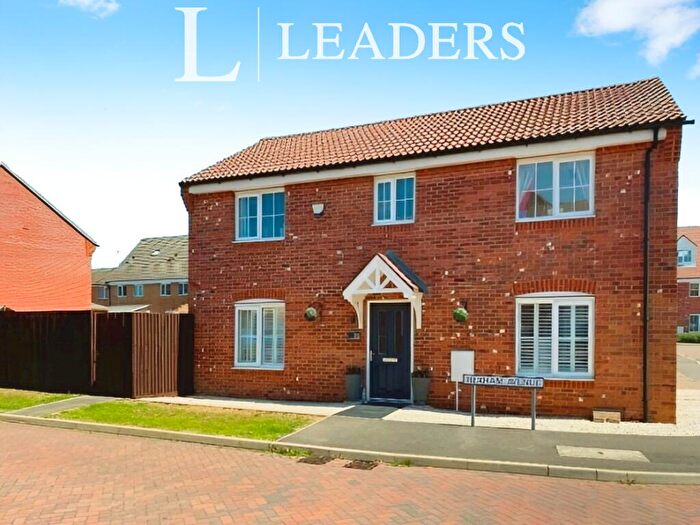 4 Bedroom Town House To Rent In Hexham Avenue, Bourne, PE10