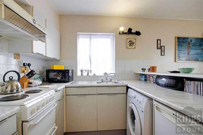 1 Bedroom Flat For Sale In Grilse Close, Edmonton, N9