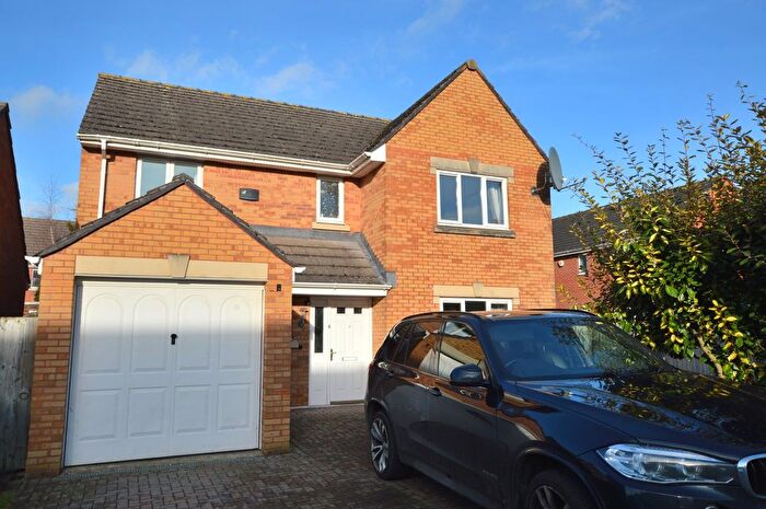 4 Bedroom Detached House For Sale In Niven Courtyard, Cheltenham, GL51