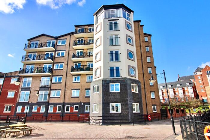 2 Bedroom Flat For Sale In Dolphin Quay, North Shields, NE29