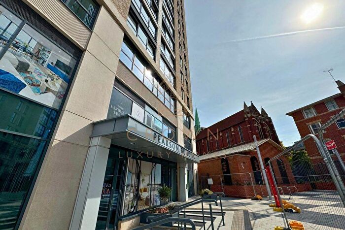 2 Bedroom Flat To Rent In Station Road, Croydon, CR0