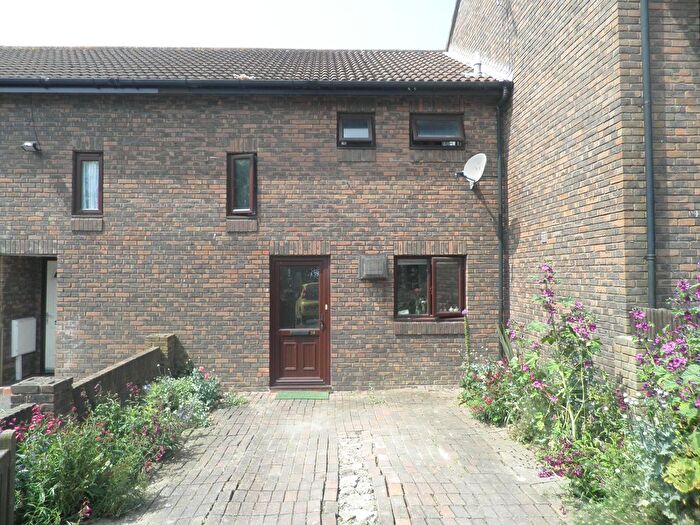 2 Bedroom Property To Rent In Tilebarn Road, St. Leonards-On-Sea, TN38