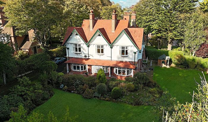 3 Bedroom Flat For Sale In Weaponness Park, Tyneholme Weaponness Park, YO11