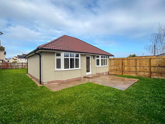 2 Bedroom Detached Bungalow To Rent In Bristol Road, Churchill, BS25