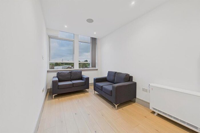 2 Bedroom Apartment To Rent In Imperial Drive, Harrow, HA2