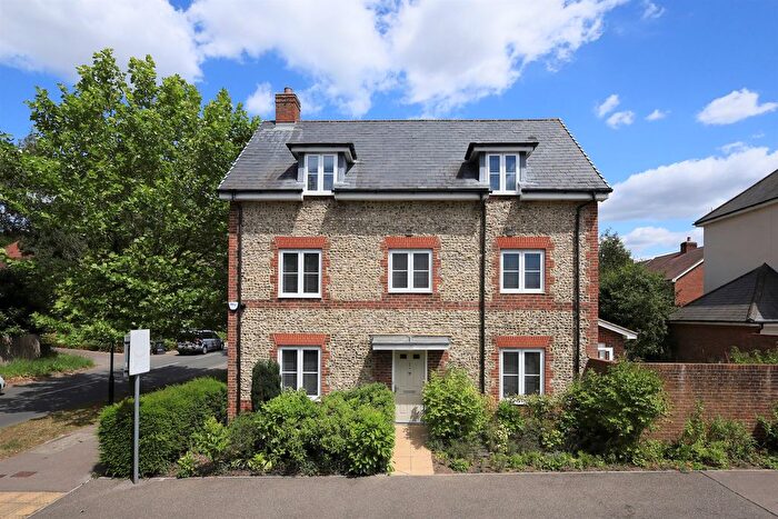 5 Bedroom Detached House For Sale In Chichester Road, Hellingly, Hailsham, BN27