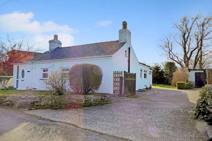 2 Bedroom Detached House For Sale In Tal Y Cae, Tregarth, Bangor, LL57