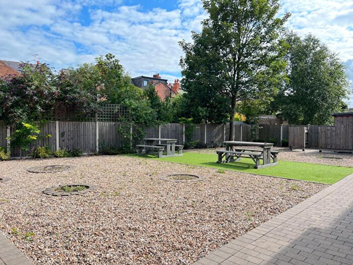 4 Bedroom House To Rent In Advert Charnwood Grove, West Bridgford, Nottingham, NG2