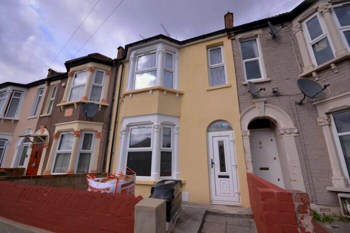 4 Bedroom Terraced House To Rent In Sheridan Road, London, E12