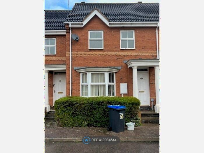 3 Bedroom Terraced House To Rent In Woodgate Road, Northampton, NN4