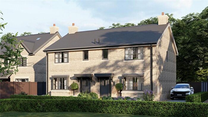 3 Bedroom Semi-Detached House For Sale In Cob Lane, Barnoldswick, BB18