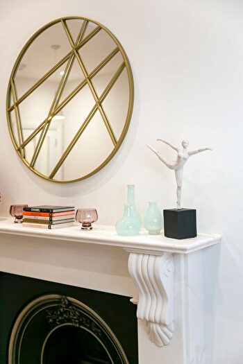 1 Bedroom Flat To Rent In Long Acre, London, WC2E