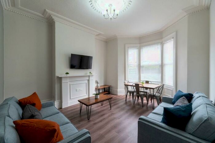 6 Bedroom Terraced House To Rent In Cardigan Terrace, Newcastle, NE6