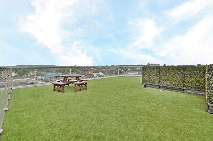 1 Bedroom Flat To Rent In High Road, Dollis Hill, NW10