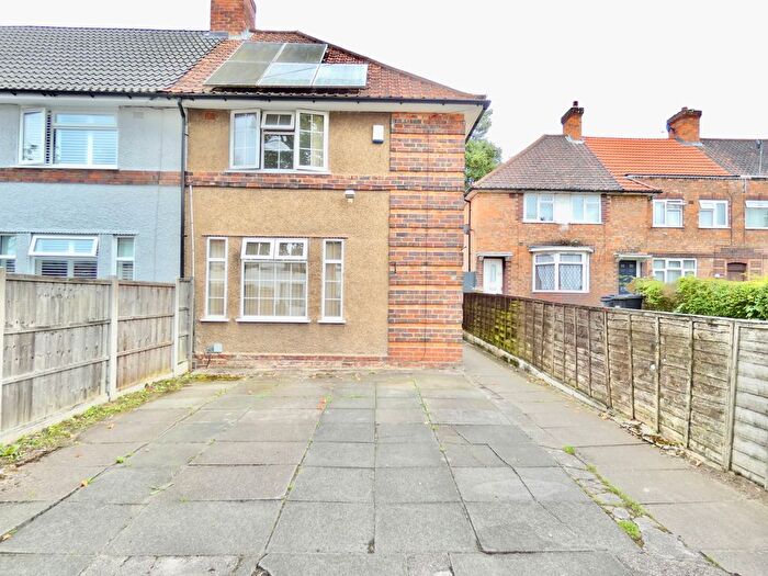 3 Bedroom Semi-Detached House To Rent In Roydon Road, Birmingham, B27