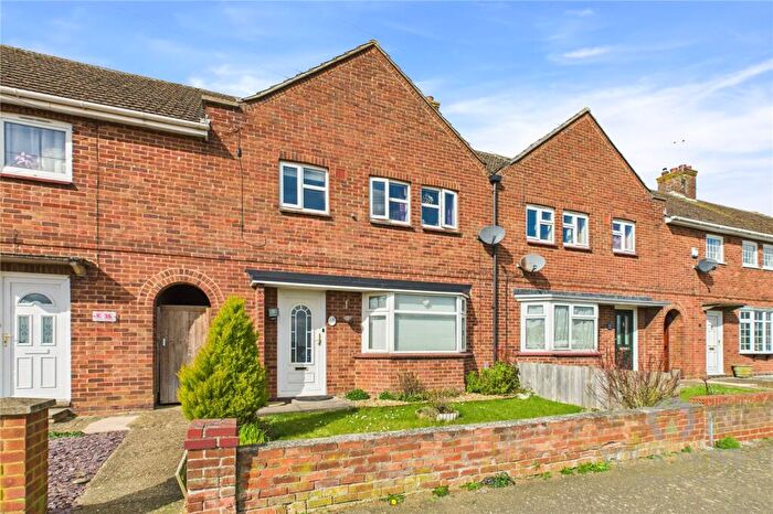 3 Bedroom Terraced House For Sale In Churchill Avenue, Irthlingborough, Wellingborough, NN9