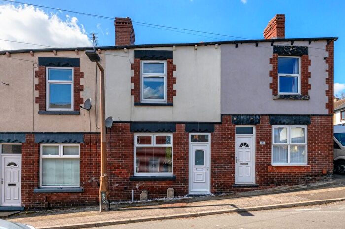 2 Bedroom Terraced House To Rent In New Street, Mapplewell, Barnsley, S75