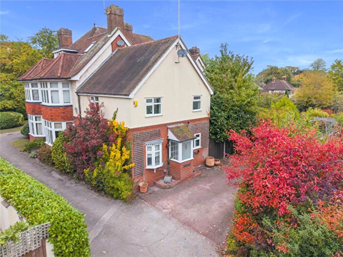 2 Bedroom Semi-Detached House For Sale In Glendale Close, Shenfield, Brentwood, Essex, CM15