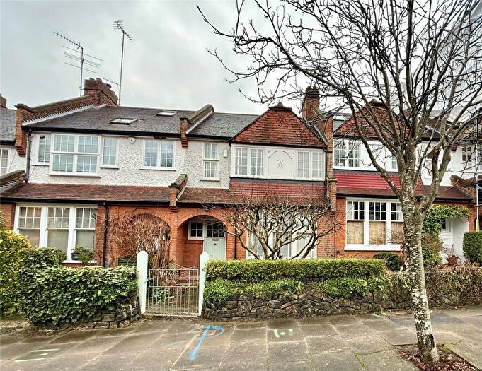 3 Bedroom Terraced House To Rent In Etheldene Avenue, London, N10