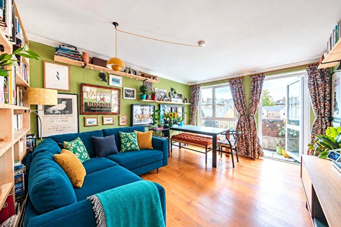 1 Bedroom Apartment For Sale In Hamilton Park, London, N5
