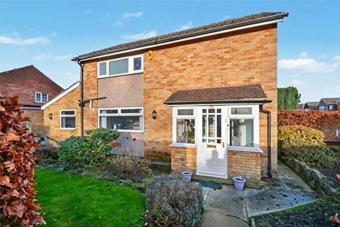 3 Bedroom Detached House For Sale In Plantation Gardens, Leeds, West Yorkshire, LS17