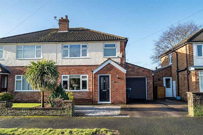 3 Bedroom Semi Detached House For Sale In Allerton Drive, Nether Poppleton, York, YO26