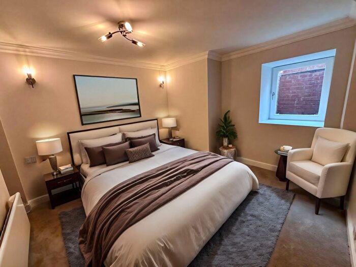 2 Bedroom Flat To Rent In Carlton House, Sandy Walk, WF1