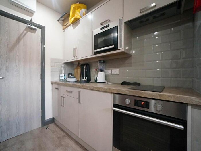 Studio To Rent In High Street, Bangor, LL57