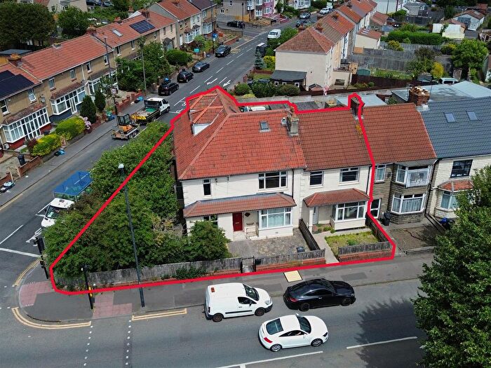 13 Bedroom Terraced House For Sale In Muller Road, Eastville, Bristol, BS5