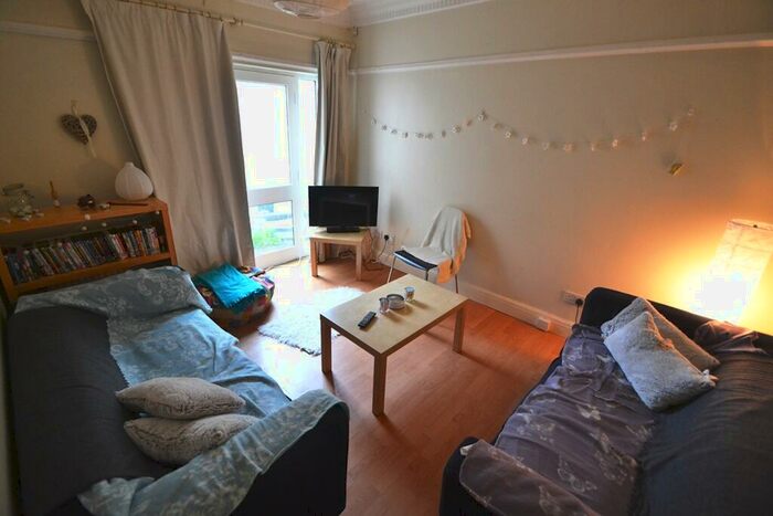 5 Bedroom Terraced House To Rent In Merthyr Street, Cathays, CF24