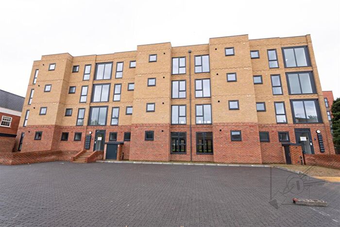 2 Bedroom Apartment To Rent In St Mary's Road, Greenhithe, DA9