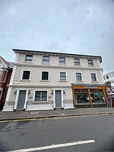 1 Bedroom Flat To Rent In Pierremont Avenue, Broadstairs, CT10