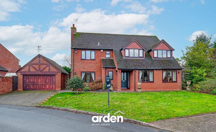 3 Bedroom Detached House For Sale In Hither Green Lane, Redditch, B98