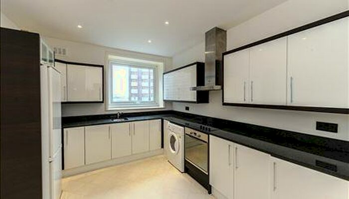 5 Bedroom Flat To Rent In Strathmore Court, St John's Wood, London, NW8